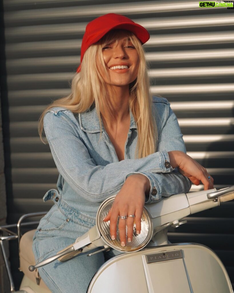 Lucie Donlan Instagram - Something a little different ⚡️ Chasing the golden hour recently with all this stunning weather we are having!☀️ Checking out this Vespa makes me want to re-new my CBT license and get back on the road, what do you guys think? 🤔 Outfit from : @pandco @pandco_women (bought)
