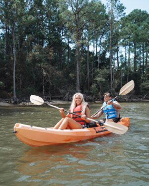 Lucie Donlan Instagram - Day 2 of the Alabama road trip and what can I say, it’s been the dreamiest day of kayaking, nature and sunsets. 🇺🇸🐬🌲

We drove from Mobile to Gulf Shores to kayak down the stunning Oyster Bay that connects to the ocean, so we were surprised by dolphins swimming beside the kayaks which was a moment to remember. 🐬

After the Kayaking trip, we then took a drive down to Orange Beach where we hung out on the long stretch of white sand beaches. I also enjoyed checking out the Flora-Bama Lounge with country music and drinks right on the beach. 

Then, we ended with this magical day watching the sun set across the beach.

@visittheusa @alabamatravel
#VisitTheUSA #SweetHomeAlabama 
AD