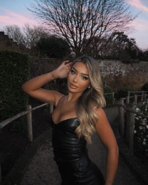 Lucinda Strafford Instagram - New personality unlocked 🔐👱🏼‍♀️