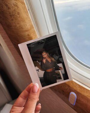 Lucinda Strafford Instagram - Lost dxb files 🩷