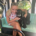 Lucy Davis Instagram - Gracie’s lunch at @fourseasons ! They treated her so kindly there and she was delighted with it all! Her little tail wagged continuously🙇‍♀️ #fourseasonsbeverlyhills