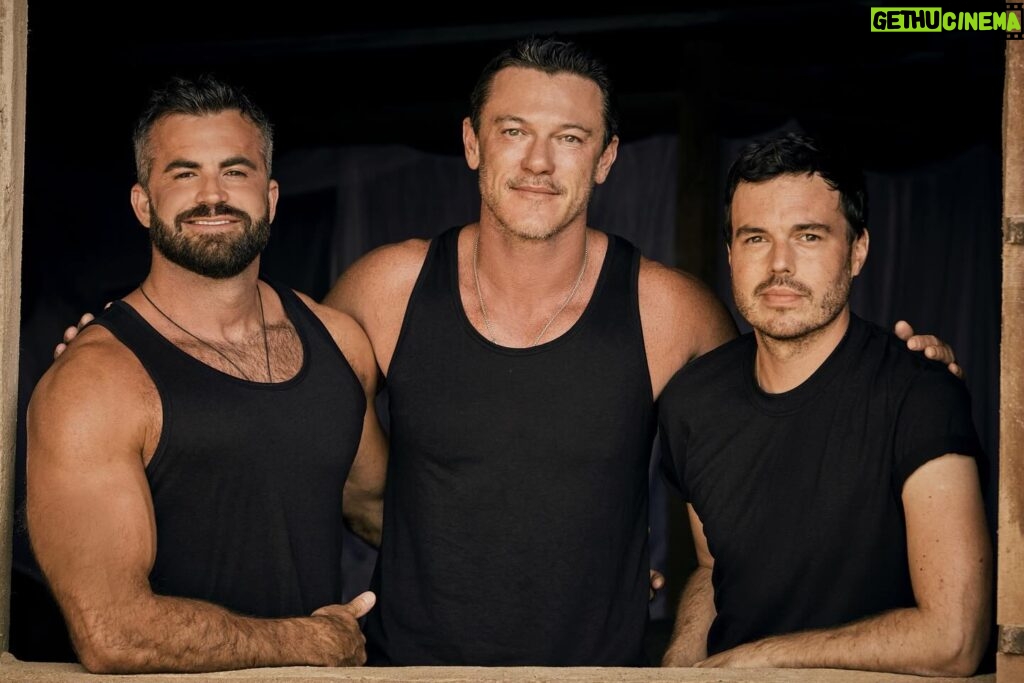 Luke Evans Instagram - Founded by @thereallukeevans in partnership with @frantomasr and @chrisbrownstylist. We discovered a mutual love for the essentials in a man’s wardrobe. A year and a half ago, this led us to create a brand we couldn’t find elsewhere. BDXY isn’t just a brand; it’s our vision of what men’s staples should be #BDXY