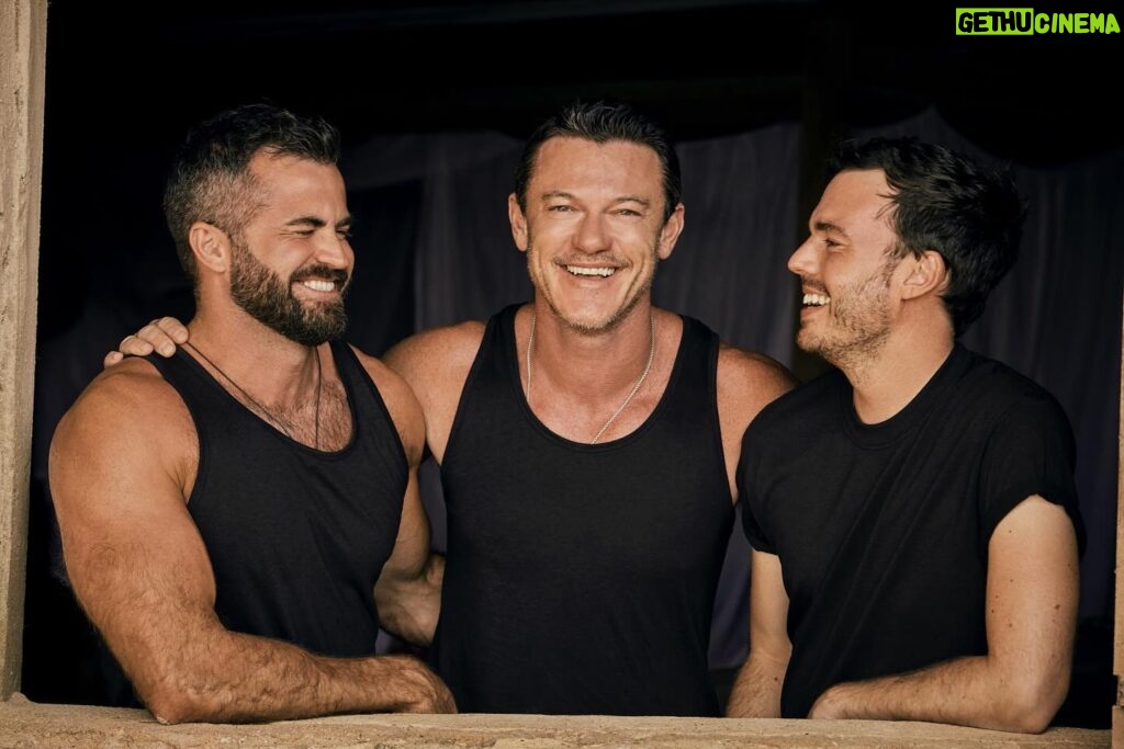 Luke Evans Instagram - Founded by @thereallukeevans in partnership with @frantomasr and @chrisbrownstylist. We discovered a mutual love for the essentials in a man’s wardrobe. A year and a half ago, this led us to create a brand we couldn’t find elsewhere. BDXY isn’t just a brand; it’s our vision of what men’s staples should be #BDXY
