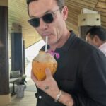 Luke Evans Instagram – Two flights and a sea plane and we are finally in island paradise, now time to relax… @joalimaldives #joalimaldives 🏝️ @beyondtalentglobal #gift