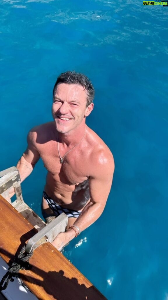 Luke Evans Instagram - Epic day on @ibizavintagecharter with my friends, old and new! Thank you Jennifer and Wes and Tony for being the most brilliant hosts! 💛💛💛