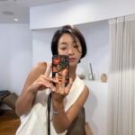 Luna Instagram - 에프엑스 고등학교 시절부터 함께 한 울언니들 정말 오랜만에 만났쬬요 귀한 시간 내주어서 고마워🍊🍋🍐🍉🍒 현정언니 선주언니 사랑해용💟 여전히 아름다운 울언니들🍊 Make up @hyunseungah_ Hair @sunjuchoi