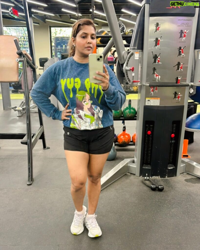 Luviena Lodh Instagram - Gym photo dump!