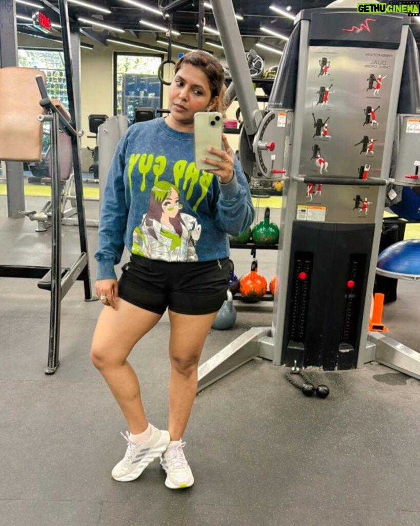Luviena Lodh Instagram - Gym photo dump!