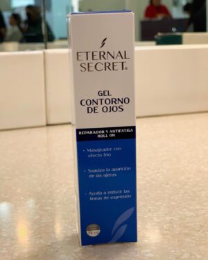 Luz Elena González Instagram - Amo como luzco con mi gel contorno de ojos ✨🙌🏻 por supuesto de Eternal Secret 😍