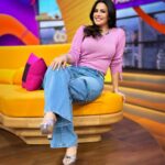 Luz Elena González Instagram - @luzelenaglezz y desea una feliz noche. 🤩✨💃🏻🙌🏻 #VLA