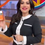 Luz Elena González Instagram - Para estos días calurosos!!! Protégete con vitamina C ☀️✨ de eternal secret 😍