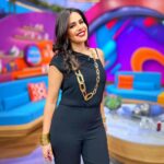 Luz Elena González Instagram - Nuestra querida @luzelenaglezz sigue recuperándose de su piecito. ¡Aún así siempre tiene la mejor actitud en las mañanas! Acompáñala mañana a las 8:55 AM en #VLA. 🤩✨💃🏻