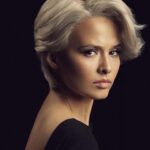 Lyubov Aksyonova Instagram - Сегодня родилась одна из самых величайших актрис современности - бесподобная Мэрил Стрип. Каждая ее роль наполнена жизнью, каждая сделана по-особенному. С первых кадров уже становится очевидно, что перед тобой новая, не известная тебе до этого героиня, просто похожая внешне на актрису. Подобный уровень мастерства бьет в самое сердце так сильно, что мозг отчаянно пытается понять: «Как она это делает?». Когда знакомишься с её личностью ближе - через интервью, в глаза бросается очевидный факт: Мэрил Стрип - человек с очень высоким уровнем сострадания. Именно на сострадании и сочувствии ей удается так виртуозно выстраивать свои роли. Она проникается и проживает судьбы персонажей и героинь (она даже называет их -«души») так же искренне, как и живет свою жизнь. Может, таким образом ей удаётся проникнуться и поверить в персонажей так сильно, что у нас не остаётся выбора, кроме как поверить вместе с ней. #12любличностей Фотограф: @rukhlov.zhenya Ассистент фотографа: @kosolapov.pro Арт-директор / стиль: @aleksandra.georgie Стилист:⁣⁣ @anastasiabocharova⠀ Make up Artist : @nora_ivanova Стилист по волосам: @tretiakova_muah Фея:⁣⁣ @olga_nazaruk Тайный помошник из пандариума: @73alexanders Серый кардиган:⁣⁣ @theman.unknown
