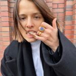 Lyubov Aksyonova Instagram - Раньше зачётно было знать, где растёт акация, теперь зачётно знать, кто такие Акацуки.