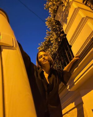 Lyubov Aksyonova Instagram - Зачем во что-то вляпываться, если можно куда-нибудь залезть.
