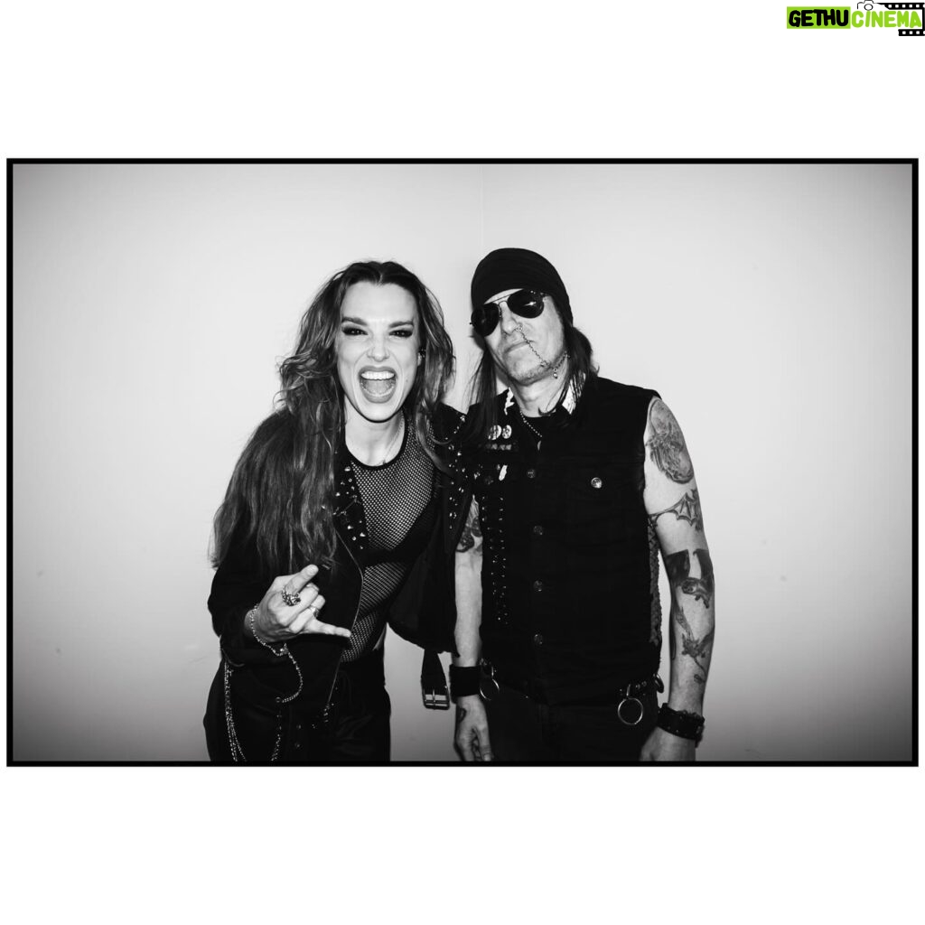 Lzzy Hale Instagram - Backstage pre show with Lzzy and the Skids.