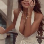 Mãdãlina Ghenea Instagram - Cannot wait to share with you my new commercial