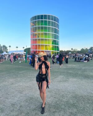 Mélanie Thomas Instagram - 1st Coachella was fun ✨🤠