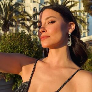 Müjde Uzman Instagram - 📸: @emre_durmaz
💄: @melisacankeles