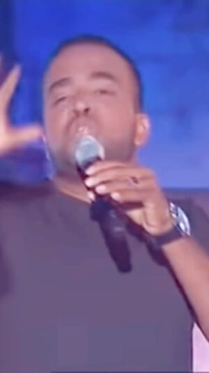 MOHAMED BASSOU Instagram - رمضان مبارك 🌙 سعيد لكم جميعا🥰🥰🥰