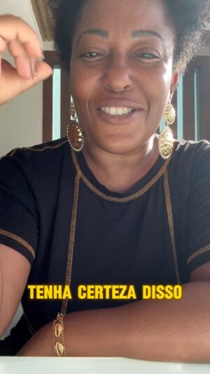 Maíra Azevedo Instagram - Se voce faz porque gosta, porque quer está tudo bem, mas quando se é obrigada é apenas adoecedor! Cuidado com as pessoas que dizem que ser sobrecarregada faz parte do casamento!