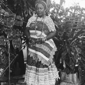 Maíra Azevedo Instagram - E todos os dias eu celebro a minha ancestralidade! Pé no chão e caminhos na mão de orixá