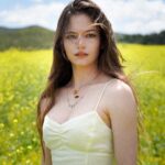 Mackenzie Foy Instagram -