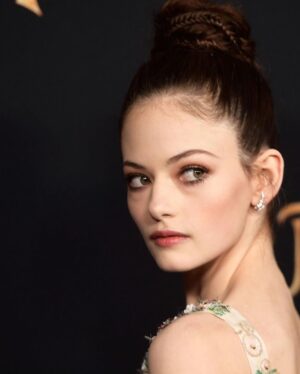 Mackenzie Foy Thumbnail - 160.4K Likes - Top Liked Instagram Posts and Photos