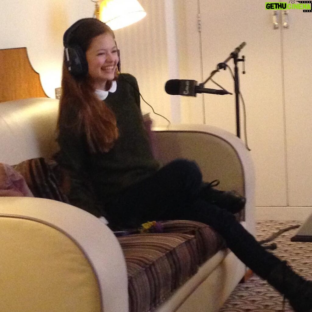 Mackenzie Foy Instagram - #tbt to doing a radio interview in London for #interstellar