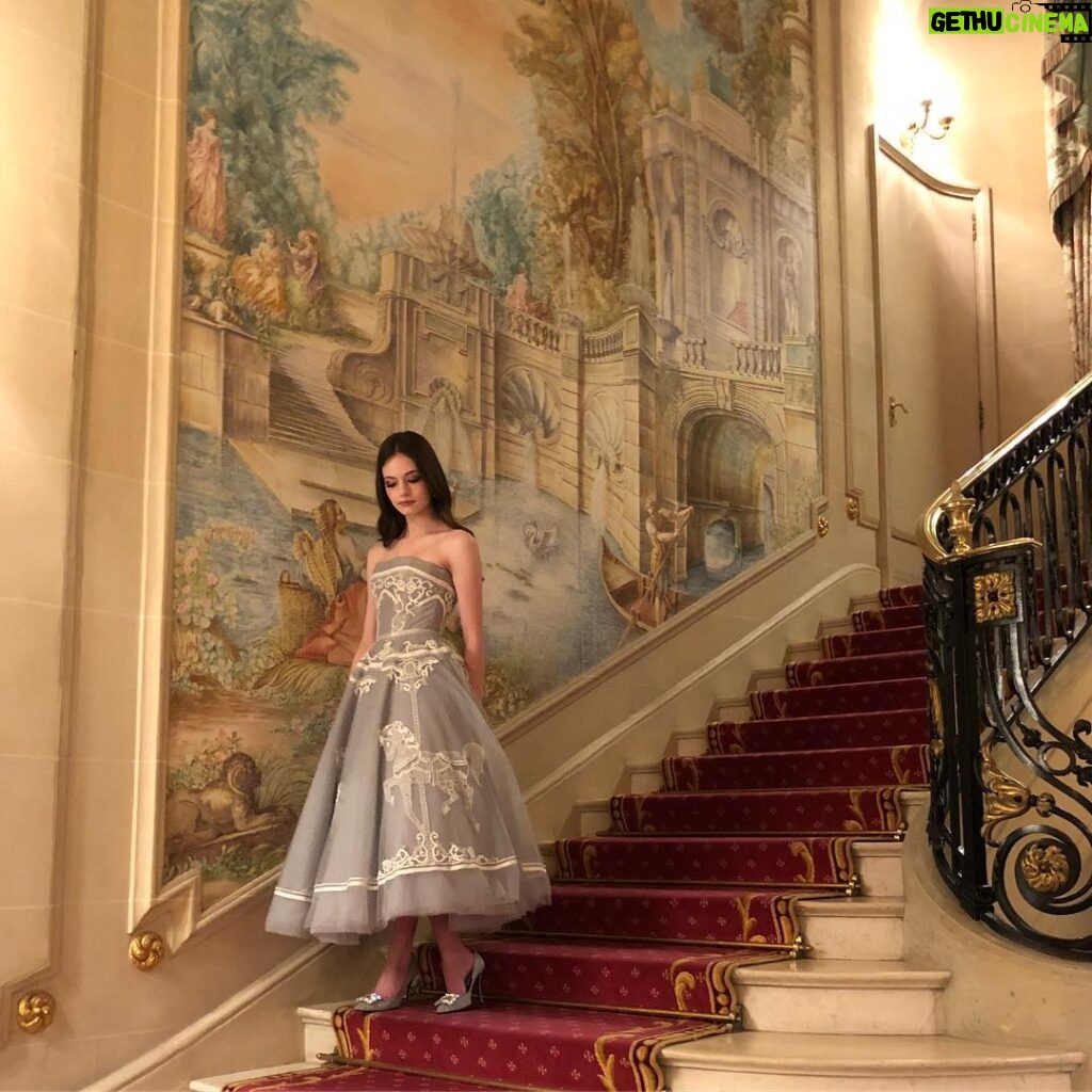 Mackenzie Foy Instagram - When wearing a fancy dress, one must take pictures on a staircase. Ok seriously, look how cute @mistyonpointe is!!