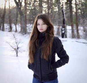 Mackenzie Foy Thumbnail - 409.1K Likes - Top Liked Instagram Posts and Photos