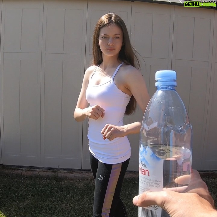 Mackenzie Foy Instagram - I was challenged by @tkdpenguin to do the #bottlecapchallenge I nominate @pom.klementieff @chelseawavess @taylorlautner and of course my brother @tkd_bayley_foy
