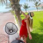 Madeleine Matar Instagram - Fun in the sun ☀️! Happy weekend beautiful souls ❤️❤️ #MadeleineMatar #مادلين_مطر