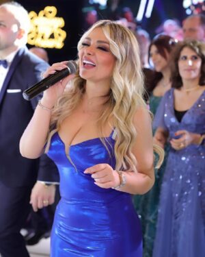 Madeleine Matar Instagram - Grateful to have been a part of your special day, serenading with joy and love. Singing at your wedding was an absolute delight, and my heart overflows with happiness. Wishing you a lifetime of love as sweet as the melodies we shared ❤️🙏🏻
@bassamyaghi
@jess.yaghi #MadeleineMatar 
#مادلين_مطر