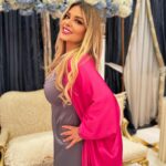 Madeleine Matar Instagram - بداية أسبوع جديدة، فرصة جديدة لتحقيق الأهداف! كيف كان يوم الاثنين يا حلوين؟ 💖 #MadeleineMatar #مادلين_مطر
