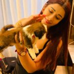 Madhuurima Instagram - Wanna say two cuties in one frame ?? 😍😍 #dog #doglover #doglovers
