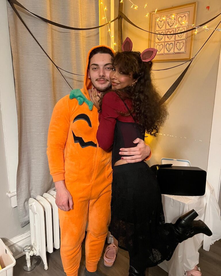 Madison Reyes Instagram - Just a FOXY mama and her handsome pumpkin