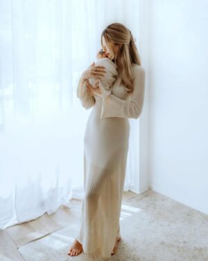 Madisson Hausburg Instagram - Happy Mother’s Day (and happy three months to Sunday)! 🩷 

Three years ago on this holiday, I announced to my family that I was pregnant and we all celebrated my first Mother’s Day together. After Elliot died, Mother’s Day became a very heavy day for me. I never questioned or doubted my title of mom, but motherhood is so much more complicated and confusing without a living child to hold. Today, I am so grateful to celebrate being a mom to both of my children even if it’s not in the way I hoped…with both of my babies earthside. And although my role as mom looks drastically different now than in years past, my love for Elliot and Sunday remains as strong as ever. 

Sending extra love and a big hug to those whose hearts feel heavy today. To those who are missing their mothers, to those who are missing their children, and to those whose arms feel so terribly empty…I see you. You are not alone. 

And as always…I miss you so so very much, my sweet Elliot. Today and everyday. Thank you for making me a mom🪽