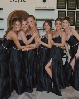 Madisson Hausburg Instagram - KELS AND MAX ARE MARRIED!!!! 🍾 I wish we could relive this weekend over and over! I love you both soo freaking much ❤️❤️❤️ @thekelseyowens @maxstrong