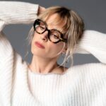 Maggie Civantos Instagram - Mi complemento imprescindible… Las gafas 👓 Estas son de @opticalia y en el 🔗 del storie os dejo mis favoritas… #opticaliapeople 📷 @romerodeluquefoto 💄 @juliavroman 🙏🏻