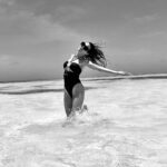 Maggie Civantos Instagram - 🌊 #tbt Los Roques Venezuela
