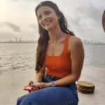Mahima Makwana Instagram - Flashback Friday of Devika’s looks from #TumseNaHoPaayega styled fantastically by my fav @niharikabhasinkhan21 Maam on my current fav film track! 🤍 #toolatepost #nevermind #devika #tumsenahopaayega #bye
