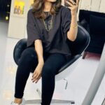 Mahiya Mahi Instagram - New hair colour by Signature Look By SAMIA I’m so happyyyyyyyy girl 😘😘😘😘