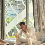 Mahmoud Hegazy Instagram - وكآن من حقي أحضنك 🤗