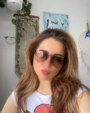Mai Ezz ElDein Instagram - 😉😘🧸🧡