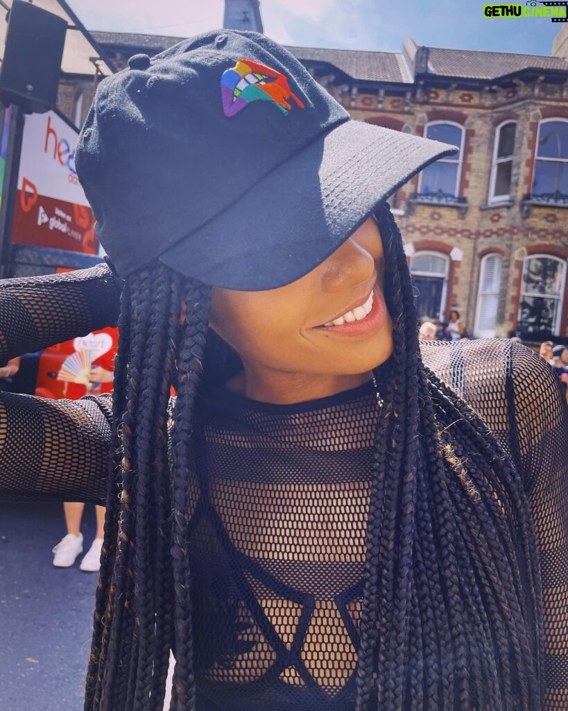 Maisie Richardson-Sellers Instagram - 🌈