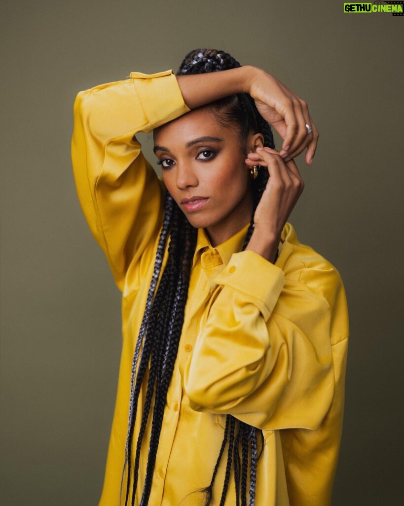 Maisie Richardson-Sellers Instagram - @guardian has always been my go to news source, so it was such a pleasure to be interviewed by the wonderful @chrismandle1 for @obsmagazine. We discussed The Undeclared War (currently airing on @channel4), filmmaking, queerness, identity and what’s brewing next.. article Link in bio 📷 @bypip 👗 @luciellis 💄 @kennethsohmakeup