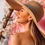 Malak Koura Instagram - Counting my blessings... Thankful for all I have! 🤩🙏❤️