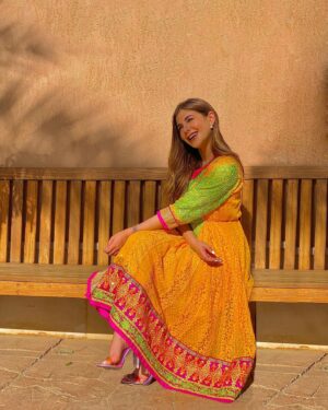 Malak Koura Instagram - 🧡💚💖