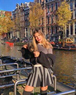Malak Koura Instagram - Back in my favorite city 🍂 🖤